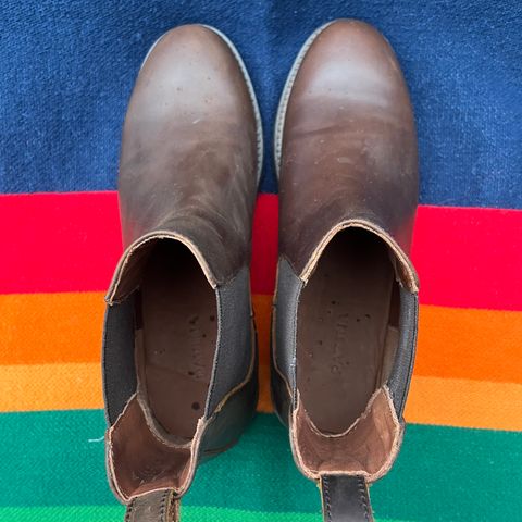 Patina Welted Chelsea Boot in Canyon Full Grain