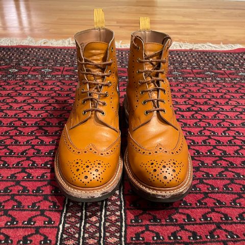 Tricker's Stow Country Boot in Acorn Antique