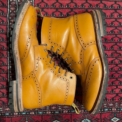Tricker's Stow Country Boot in Acorn Antique