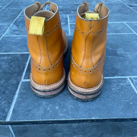 Tricker's Stow Country Boot in Acorn Antique