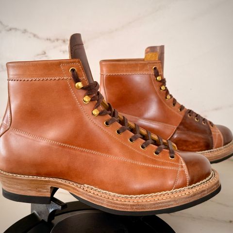 Sagara Cordmaster in Rocado Unglazed Natural & Brown Marble Shell cordovan