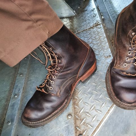 White's Custom Model in Horween Dark Brown Waxed Flesh & Seidel Brown Dress