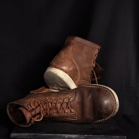 White's Foreman in Seidel Distressed Smooth
