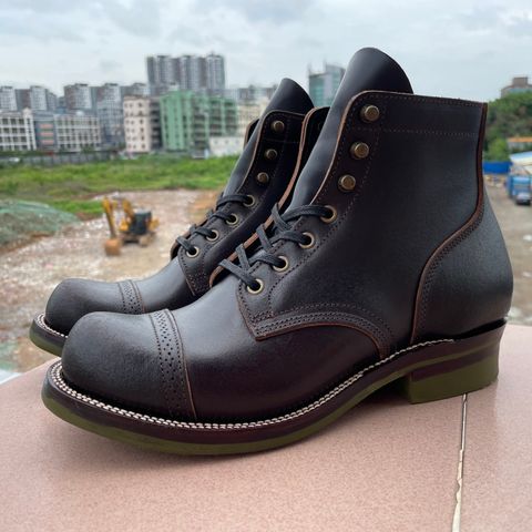 XBXS Land Boots in Horween Black Waxed Flesh