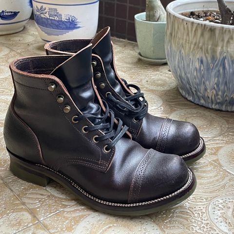 XBXS Land Boots in Horween Black Waxed Flesh