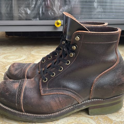 XBXS Land Boots in Horween Black Waxed Flesh