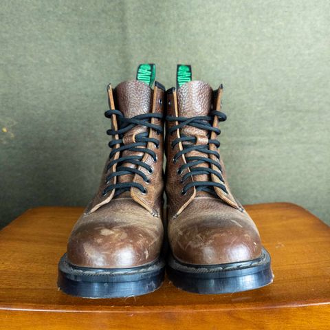Solovair 8 Eye Derby Boot in Gaucho Brown Grain
