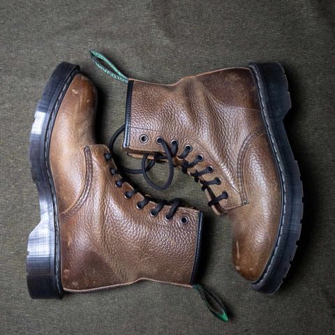 Solovair 8 Eye Derby Boot in Gaucho Brown Grain
