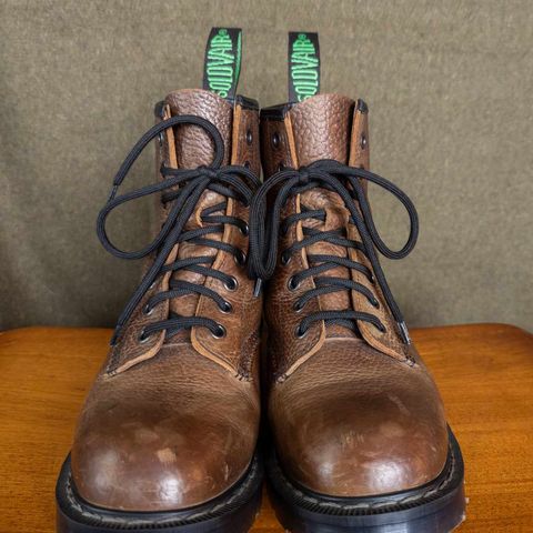 Solovair 8 Eye Derby Boot in Gaucho Brown Grain