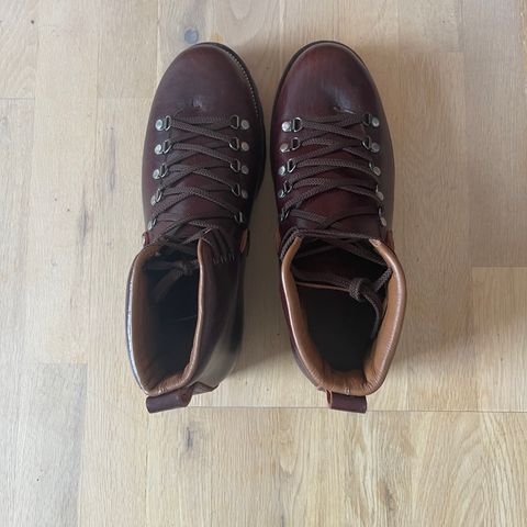 Renav HKB - 2415 in Shinki Burgundy Oiled Horsebutt