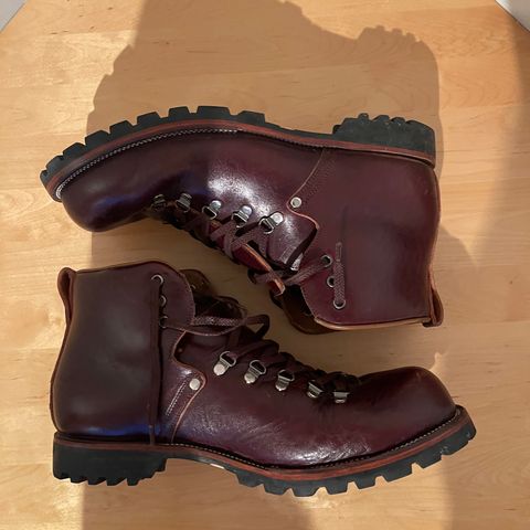 Renav HKB - 2415 in Shinki Burgundy Oiled Horsebutt