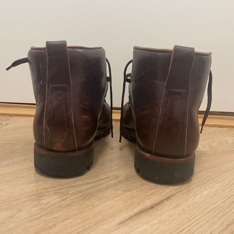 Renav HKB - 2415 in Shinki Burgundy Oiled Horsebutt