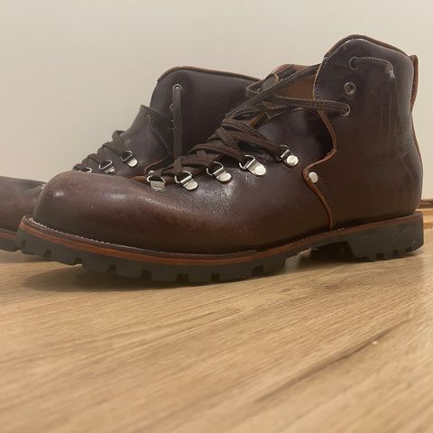 Renav HKB - 2415 in Shinki Burgundy Oiled Horsebutt