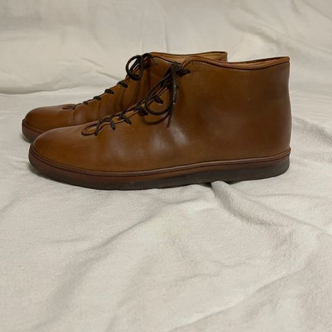 Crown Northampton Everdon in Horween Bourbon Shell Cordovan