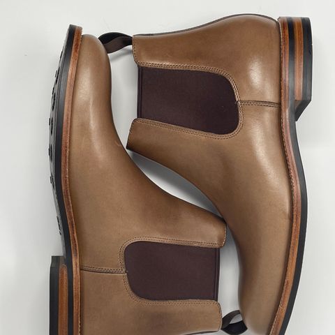 Grant Stone Chelsea Boot in Horween Natural Chromexcel