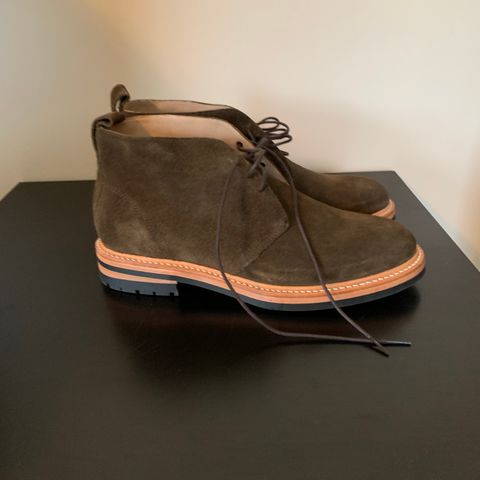 Taylor Stitch Unlisted Model in Olive Suede