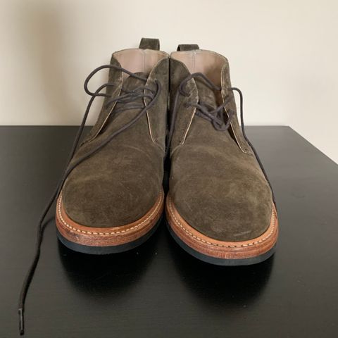 Taylor Stitch Unlisted Model in Olive Suede