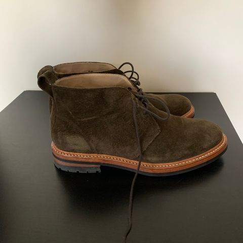 Taylor Stitch Unlisted Model in Olive Suede