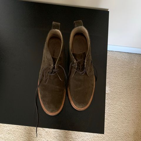 Taylor Stitch Unlisted Model in Olive Suede