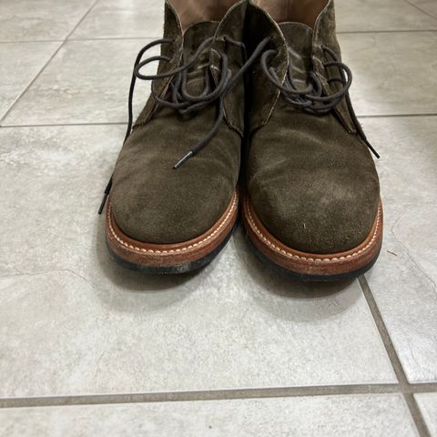 Taylor Stitch Unlisted Model in Olive Suede