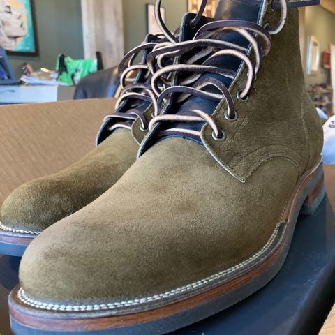 Search result thumbnail of Viberg Service Boot in Horween Mushroom Chamois Roughout