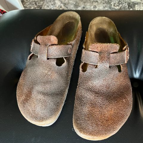 View photo of Birkenstock Boston in Mink Suede