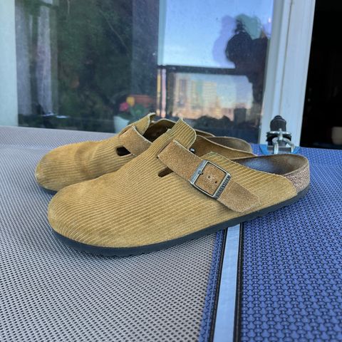 View photo of Birkenstock Boston in Cork Brown Embossed Suede