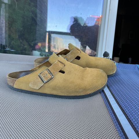 View photo of Birkenstock Boston in Cork Brown Embossed Suede