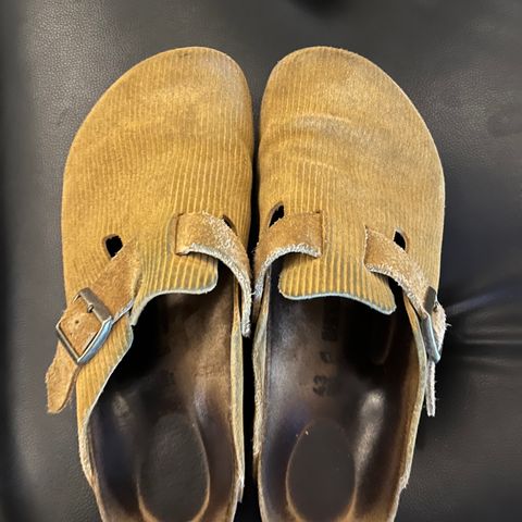 View photo of Birkenstock Boston in Cork Brown Embossed Suede