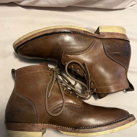 Monroe Unlisted Model in Horween Natural Chromexcel