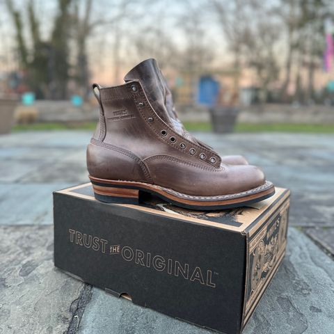 White's 350 Cutter in Horween Natural Chromexcel