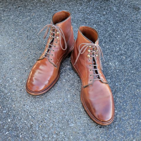 Allen Edmonds Higgins Mill in Horween Marbled Garnet Shell Cordovan