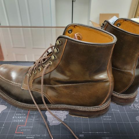 Allen Edmonds Freeport in Horween Dark Cognac Shell Cordovan