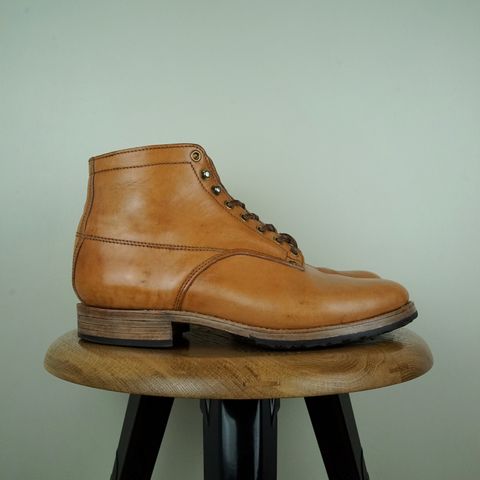 View photo of Self-Made Service Boot Model Stacy in Conceria Walpier Natural Buttero