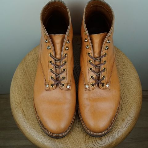 View photo of Self-Made Service Boot Model Stacy in Conceria Walpier Natural Buttero