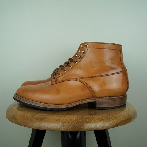 View photo of Self-Made Service Boot Model Stacy in Conceria Walpier Natural Buttero