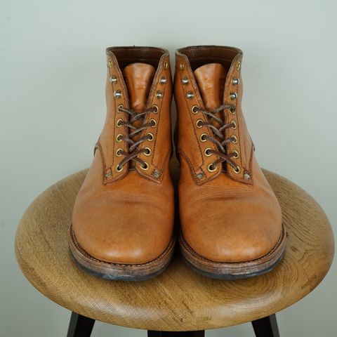 View photo of Self-Made Service Boot Model Stacy in Conceria Walpier Natural Buttero