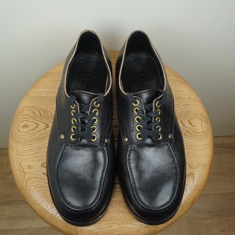 View photo of Self-Made Derby Shoe Model Laura in Corium Horsebutt Teacore Black