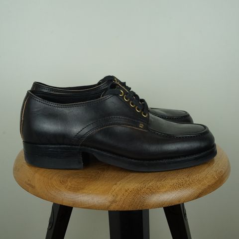 View photo of Self-Made Derby Shoe Model Laura in Corium Horsebutt Teacore Black