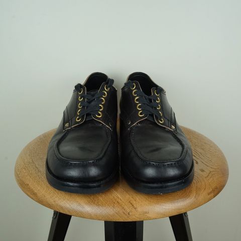 View photo of Self-Made Derby Shoe Model Laura in Corium Horsebutt Teacore Black