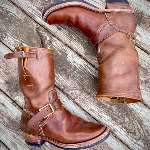 Clinch Engineer Boots 11-Inch Height in Natural Horsebutt