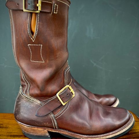 View photo of Clinch Engineer Boots 11-Inch Height in Natural Horsebutt