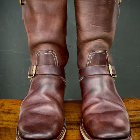 View photo of Clinch Engineer Boots 11-Inch Height in Natural Horsebutt