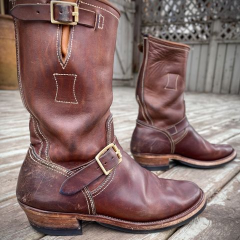 View photo of Clinch Engineer Boots 11-Inch Height in Natural Horsebutt