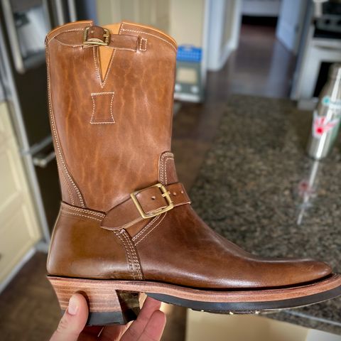 Clinch Engineer Boots 11-Inch Height in Natural Horsebutt