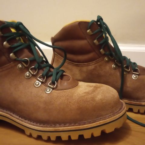 Jim Green Razorback in African Buffalo Skin