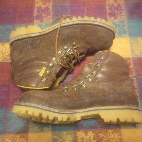 Jim Green Razorback in African Buffalo Skin