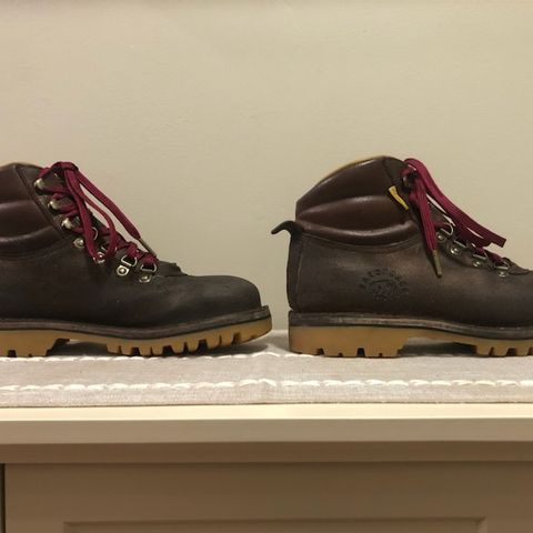 Jim Green Razorback in African Buffalo Skin