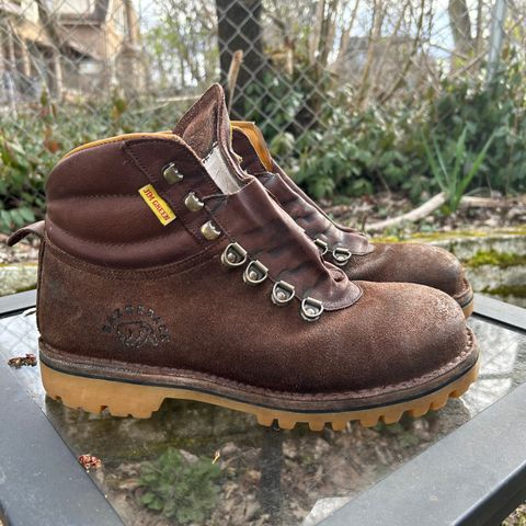 Jim Green Razorback in African Buffalo Skin