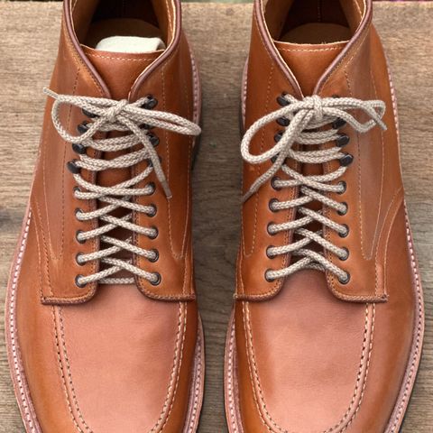 View photo of Alden X Ealdwine 40307HC Saddle Tan Fettleder Indy in Saddle Tan Calf Skin